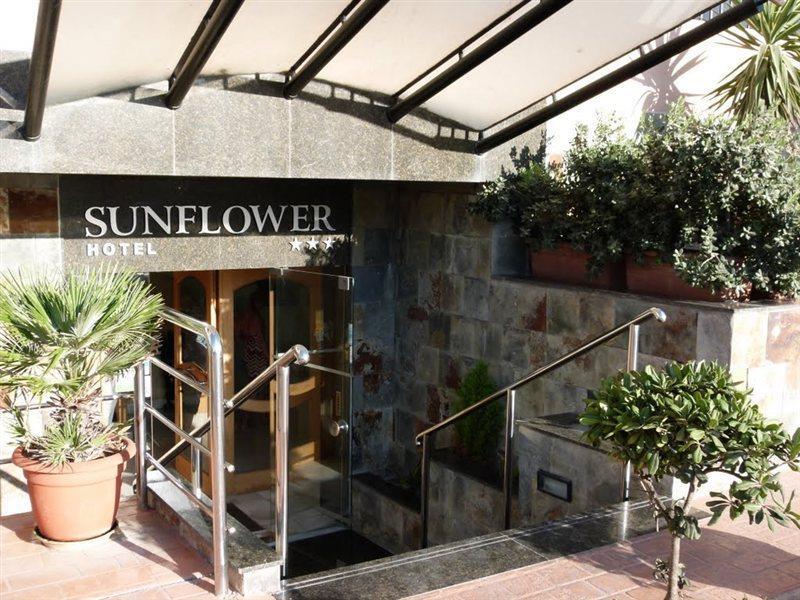 Sunflower Hotel Кавра Екстериор снимка